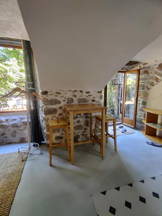 Rendez-Vous Sous Le Tilleul, En Cevennes. Molieres-Cavaillac Eksteriør billede